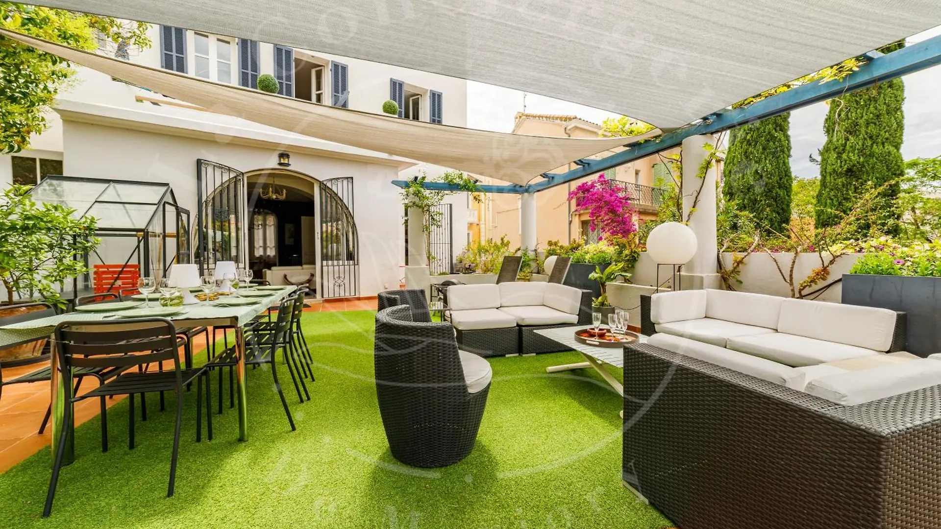 Une Terrasse Au Mourillon, Calme Et Proche Plages Toulon 0*,  Frankrig